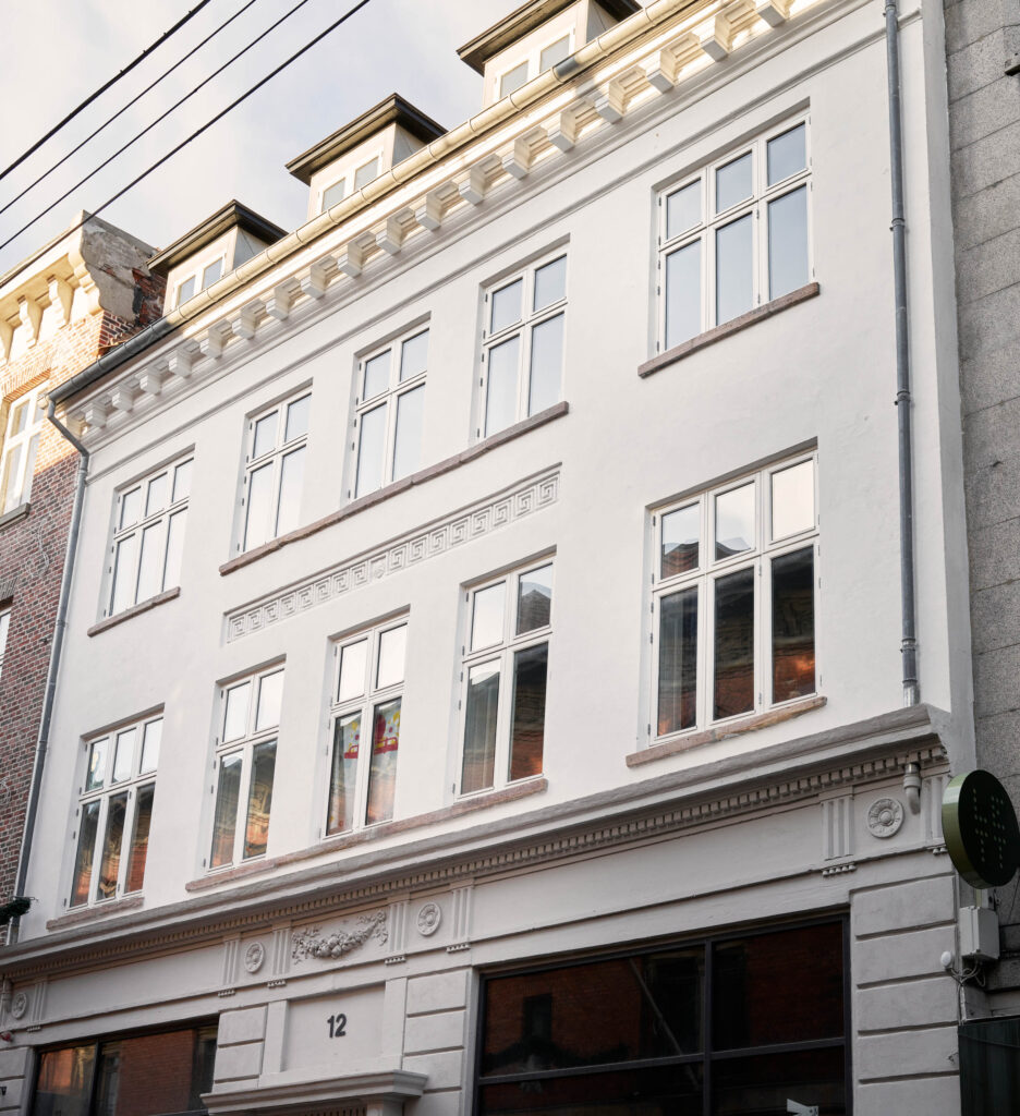 Fasade på Frederiksberggade 12