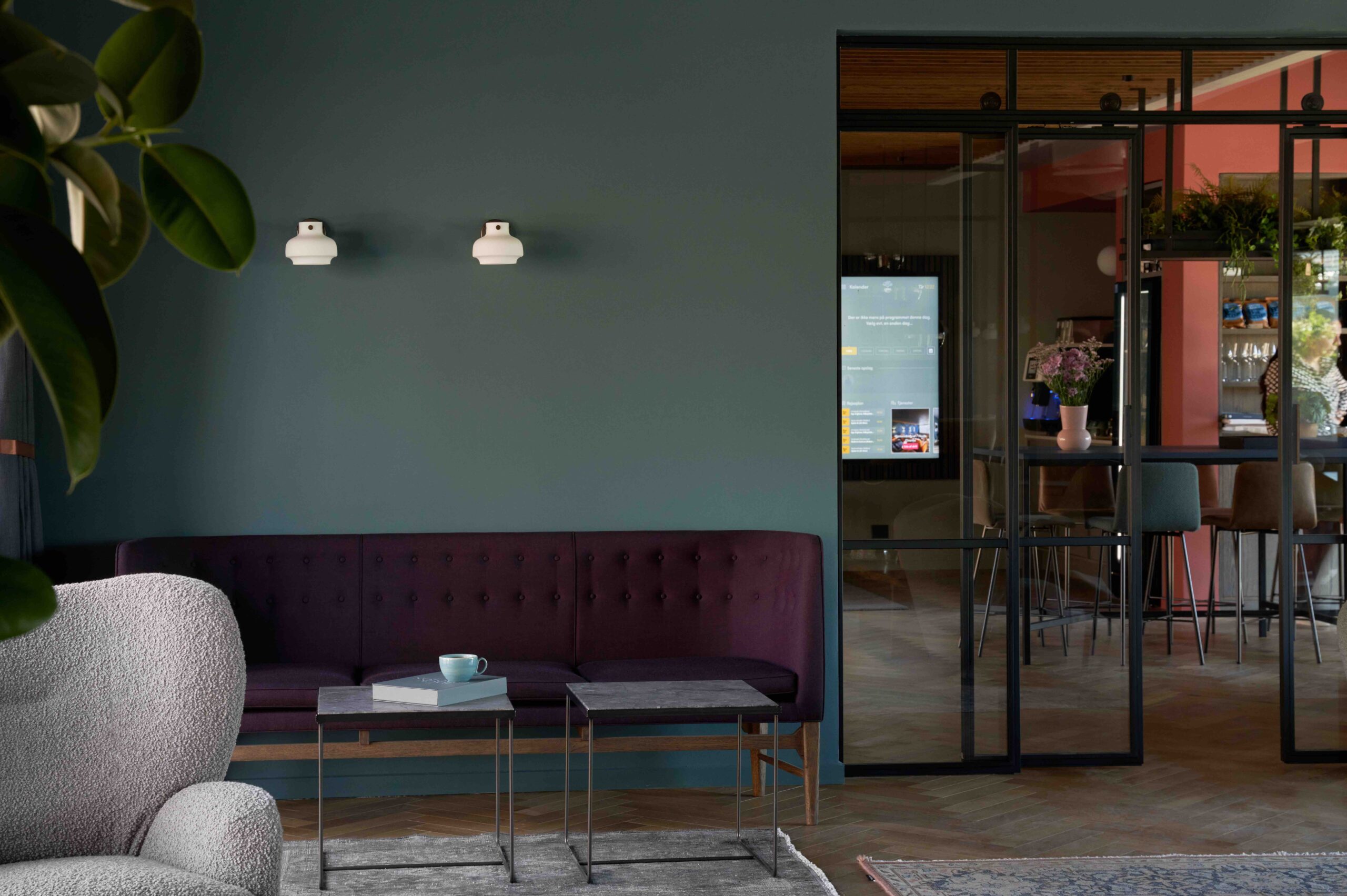 Sofaområde i Living by ALFAs lounge